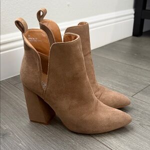 Cape Robbin Brown Suede Heeled Boots